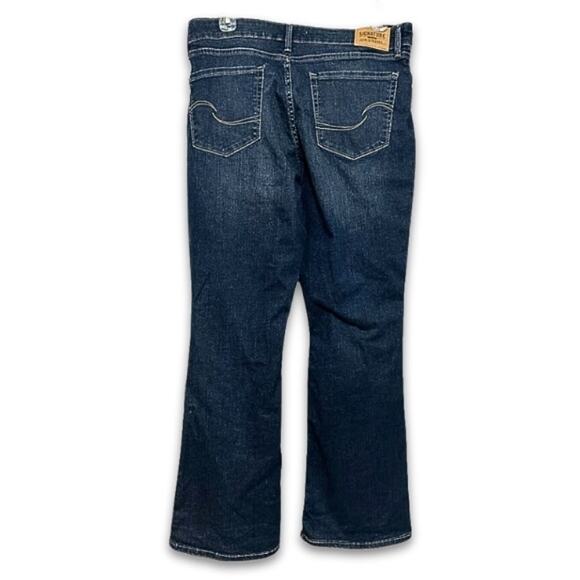 Levi's Bootcut Jeans Totally Shaping Stretch Cotton Denim Wash Blue W 31x28 NWOT - Picture 4 of 10